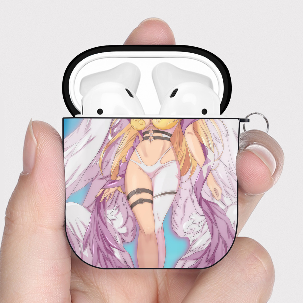 （画像用） Digimon デジタルモンスター/デジモン AirPods 第2世代保護ケース ハードシェル ブラック 耐衝撃・防指紋・カラビナ付き