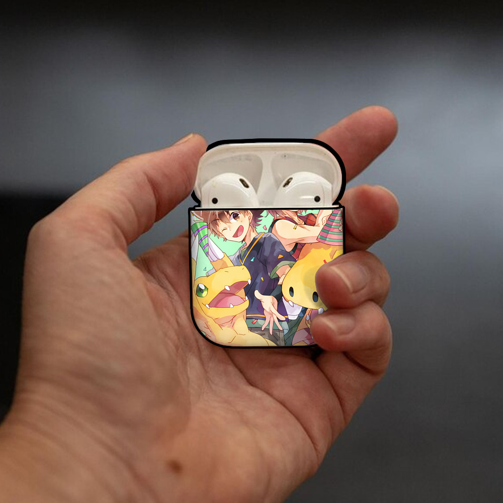 Digimon デジタルモンスター/デジモン AirPods 第2世代保護ケース ハードシェル ブラック 耐衝撃・防指紋・カラビナ付き