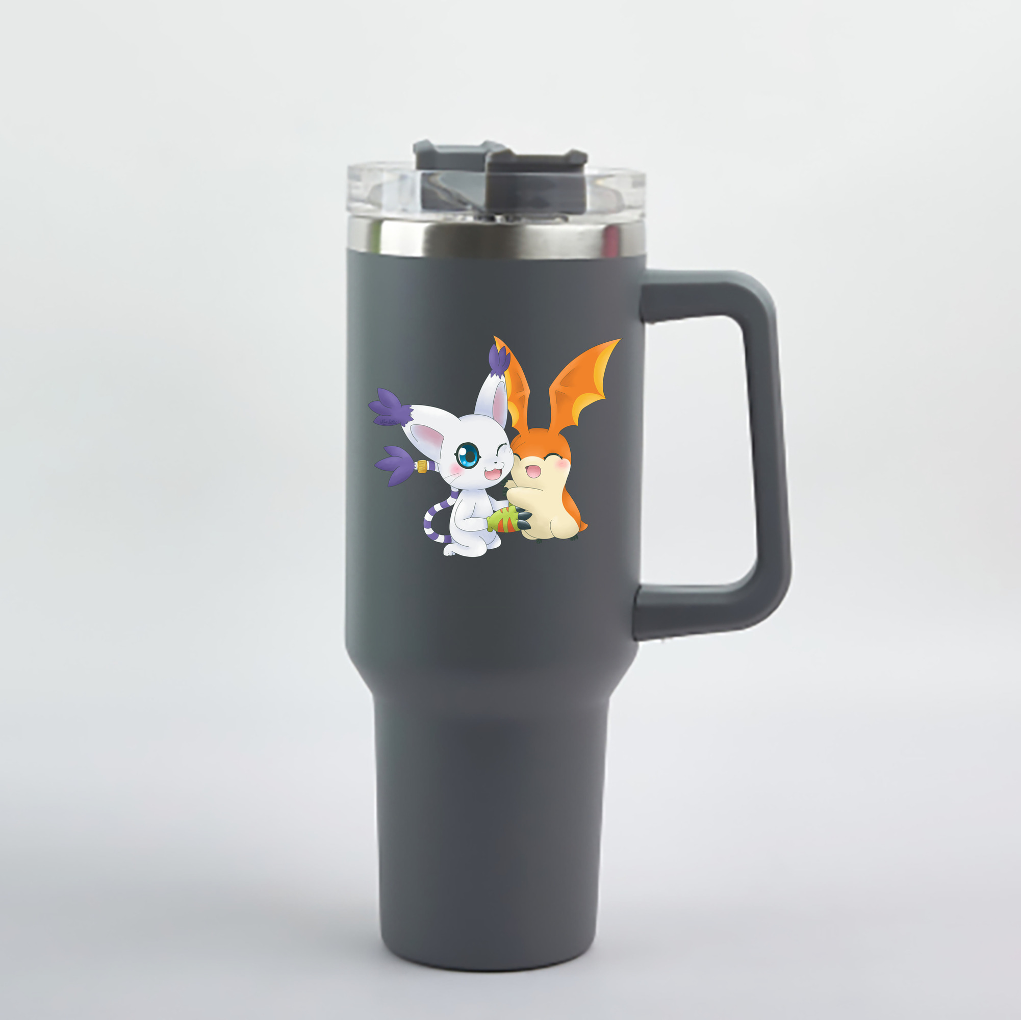 （画像用） Digimon デジタルモンスター/デジモン 1200mL車用タンブラー - クリスタルステッカー（プラスチックストロー付き）