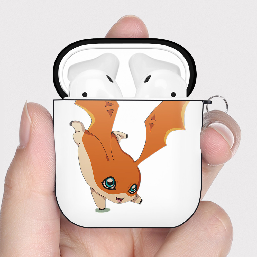 （画像用） Digimon デジタルモンスター/デジモン AirPods 第2世代保護ケース ハードシェル ブラック 耐衝撃・防指紋・カラビナ付き