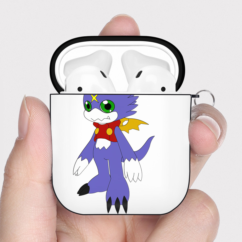 （画像用） Digimon デジタルモンスター/デジモン AirPods 第2世代保護ケース ハードシェル ブラック 耐衝撃・防指紋・カラビナ付き