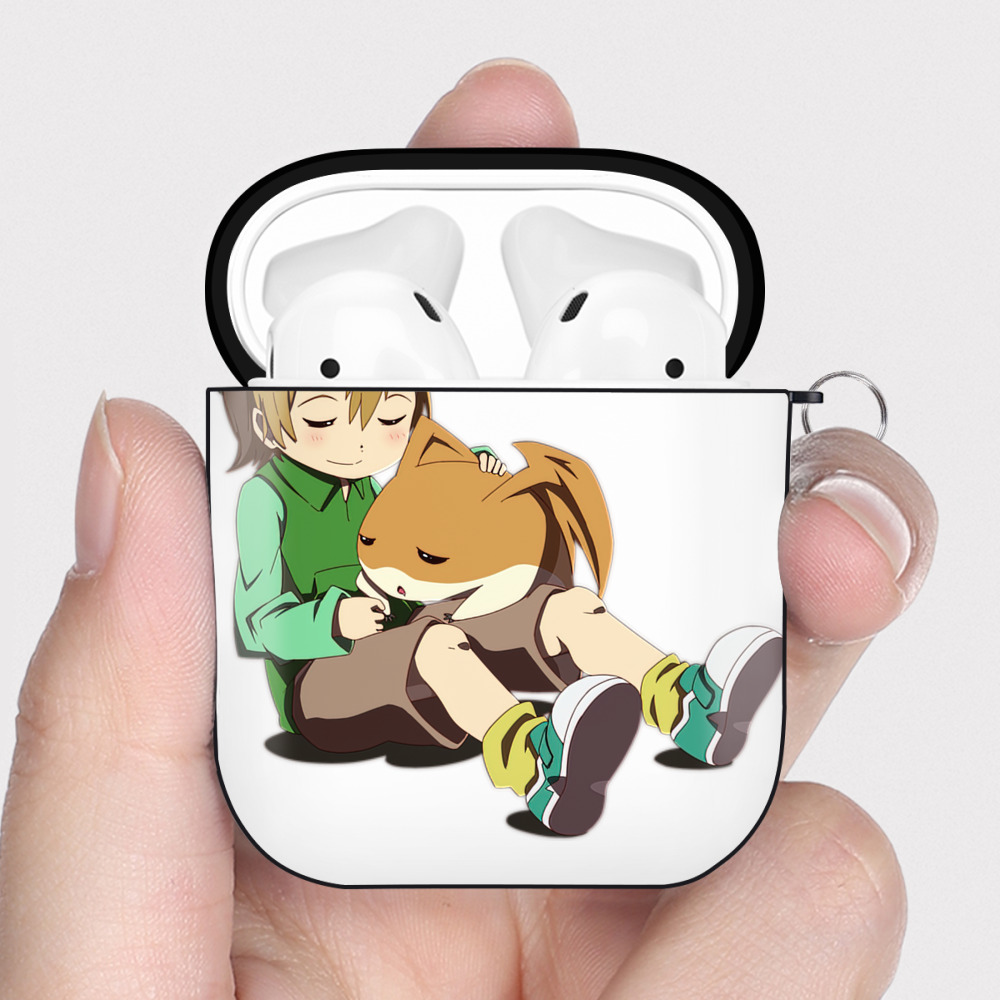 （画像用） Digimon デジタルモンスター/デジモン AirPods 第2世代保護ケース ハードシェル ブラック 耐衝撃・防指紋・カラビナ付き