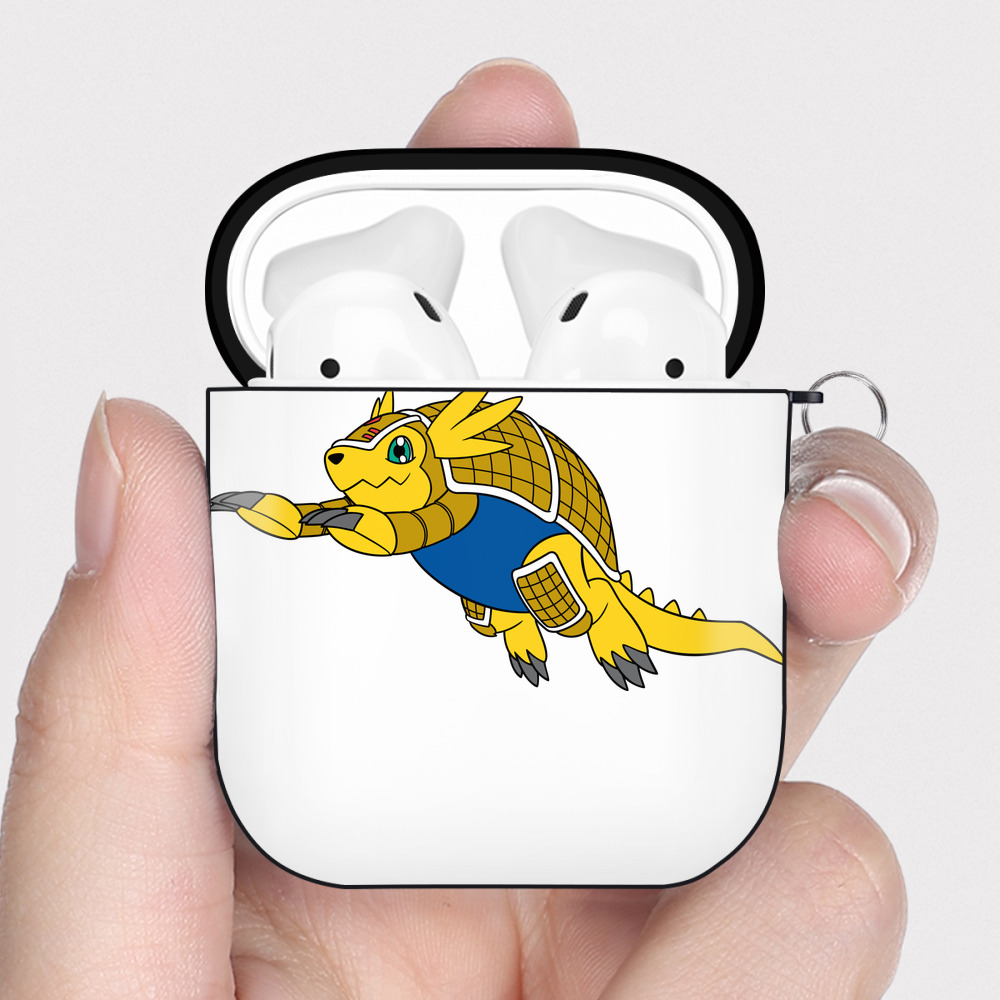 （画像用） Digimon デジタルモンスター/デジモン AirPods 第2世代保護ケース ハードシェル ブラック 耐衝撃・防指紋・カラビナ付き