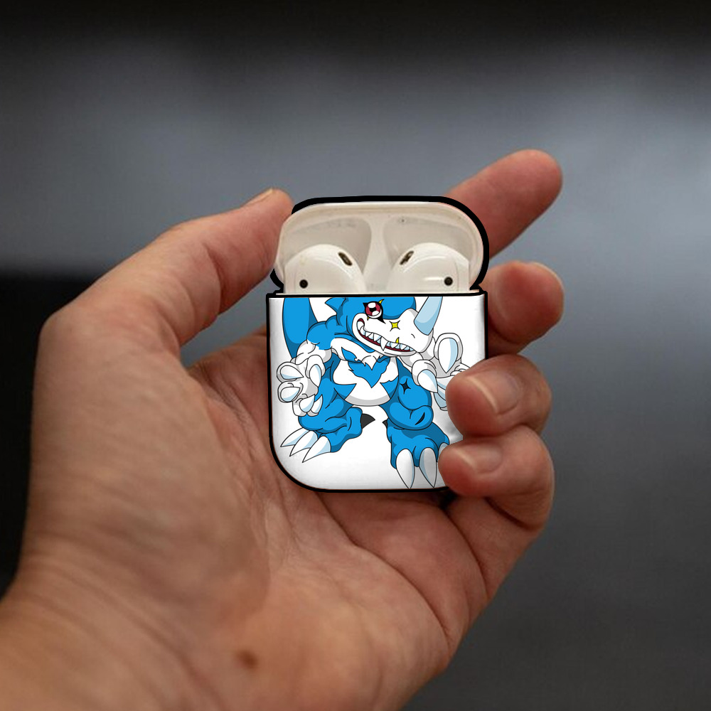 Digimon デジタルモンスター/デジモン AirPods 第2世代保護ケース ハードシェル ブラック 耐衝撃・防指紋・カラビナ付き