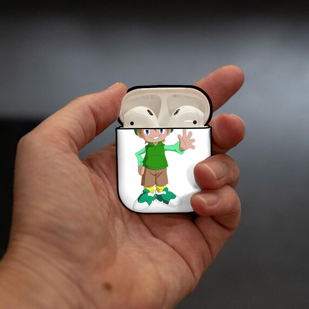 Digimon デジタルモンスター/デジモン AirPods 第2世代保護ケース ハードシェル ブラック 耐衝撃・防指紋・カラビナ付き