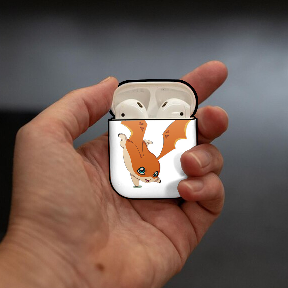 Digimon デジタルモンスター/デジモン AirPods 第2世代保護ケース ハードシェル ブラック 耐衝撃・防指紋・カラビナ付き