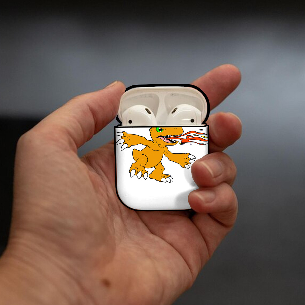 Digimon デジタルモンスター/デジモン AirPods 第2世代保護ケース ハードシェル ブラック 耐衝撃・防指紋・カラビナ付き