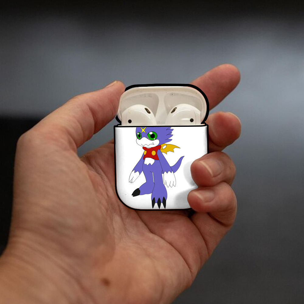 Digimon デジタルモンスター/デジモン AirPods 第2世代保護ケース ハードシェル ブラック 耐衝撃・防指紋・カラビナ付き