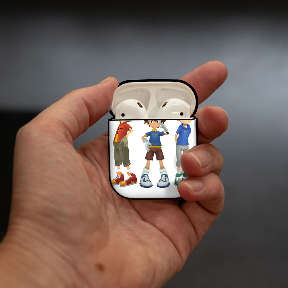Digimon デジタルモンスター/デジモン AirPods 第2世代保護ケース ハードシェル ブラック 耐衝撃・防指紋・カラビナ付き
