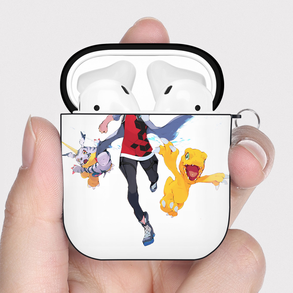 （画像用） Digimon デジタルモンスター/デジモン AirPods 第2世代保護ケース ハードシェル ブラック 耐衝撃・防指紋・カラビナ付き