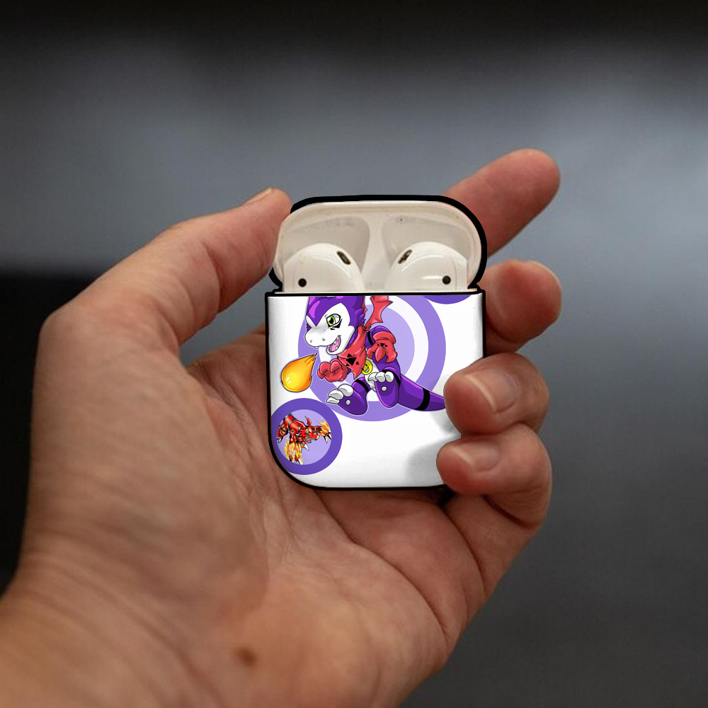Digimon デジタルモンスター/デジモン AirPods 第2世代保護ケース ハードシェル ブラック 耐衝撃・防指紋・カラビナ付き