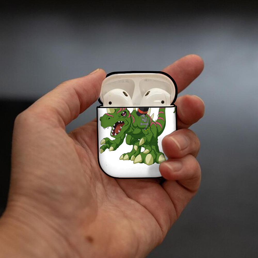 Digimon デジタルモンスター/デジモン AirPods 第2世代保護ケース ハードシェル ブラック 耐衝撃・防指紋・カラビナ付き