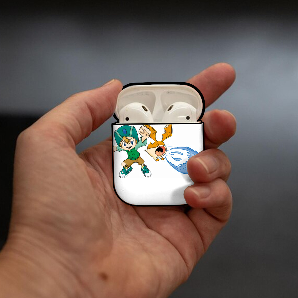 Digimon デジタルモンスター/デジモン AirPods 第2世代保護ケース ハードシェル ブラック 耐衝撃・防指紋・カラビナ付き
