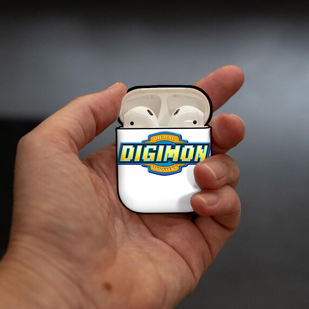 Digimon デジタルモンスター/デジモン AirPods 第2世代保護ケース ハードシェル ブラック 耐衝撃・防指紋・カラビナ付き