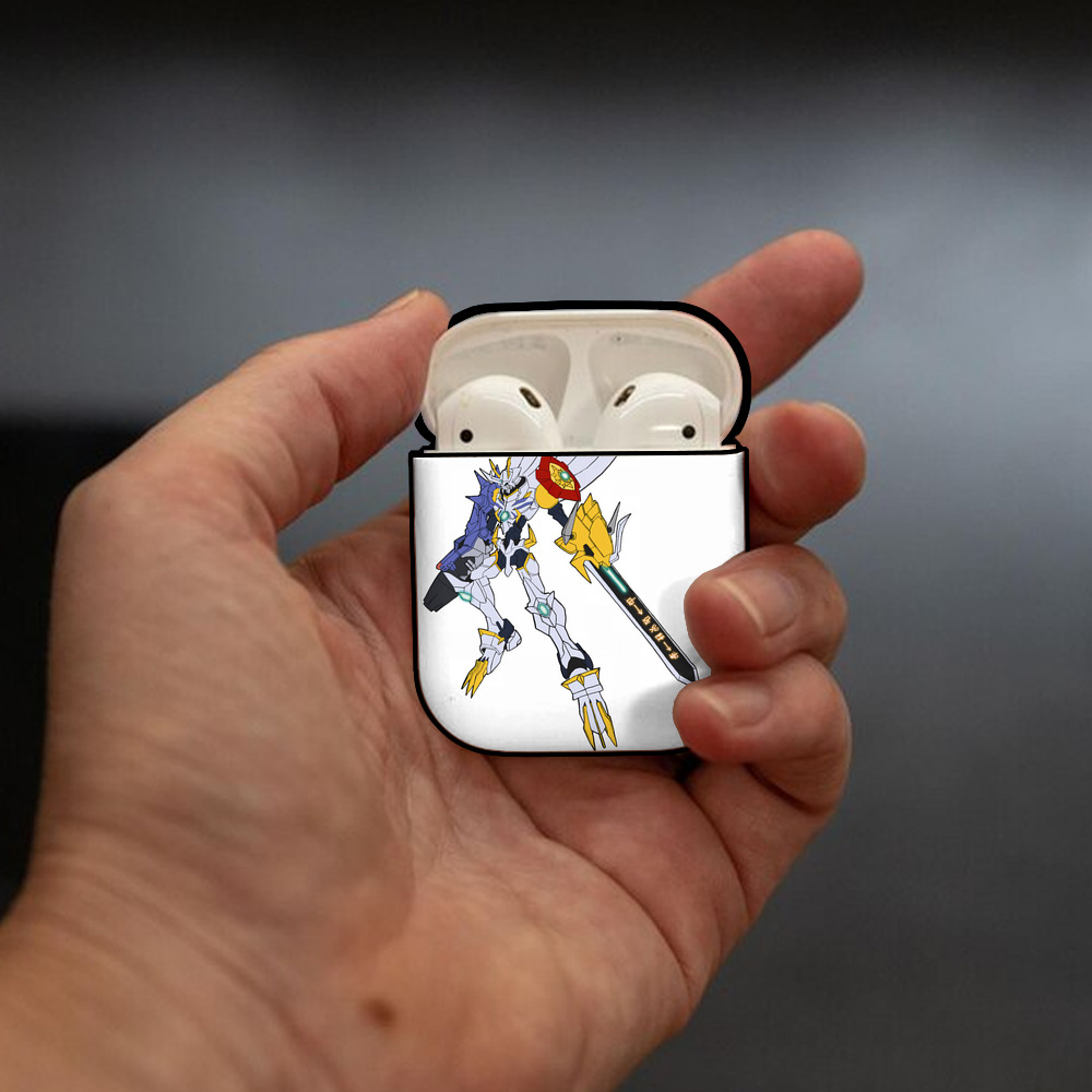 Digimon デジタルモンスター/デジモン AirPods 第2世代保護ケース ハードシェル ブラック 耐衝撃・防指紋・カラビナ付き